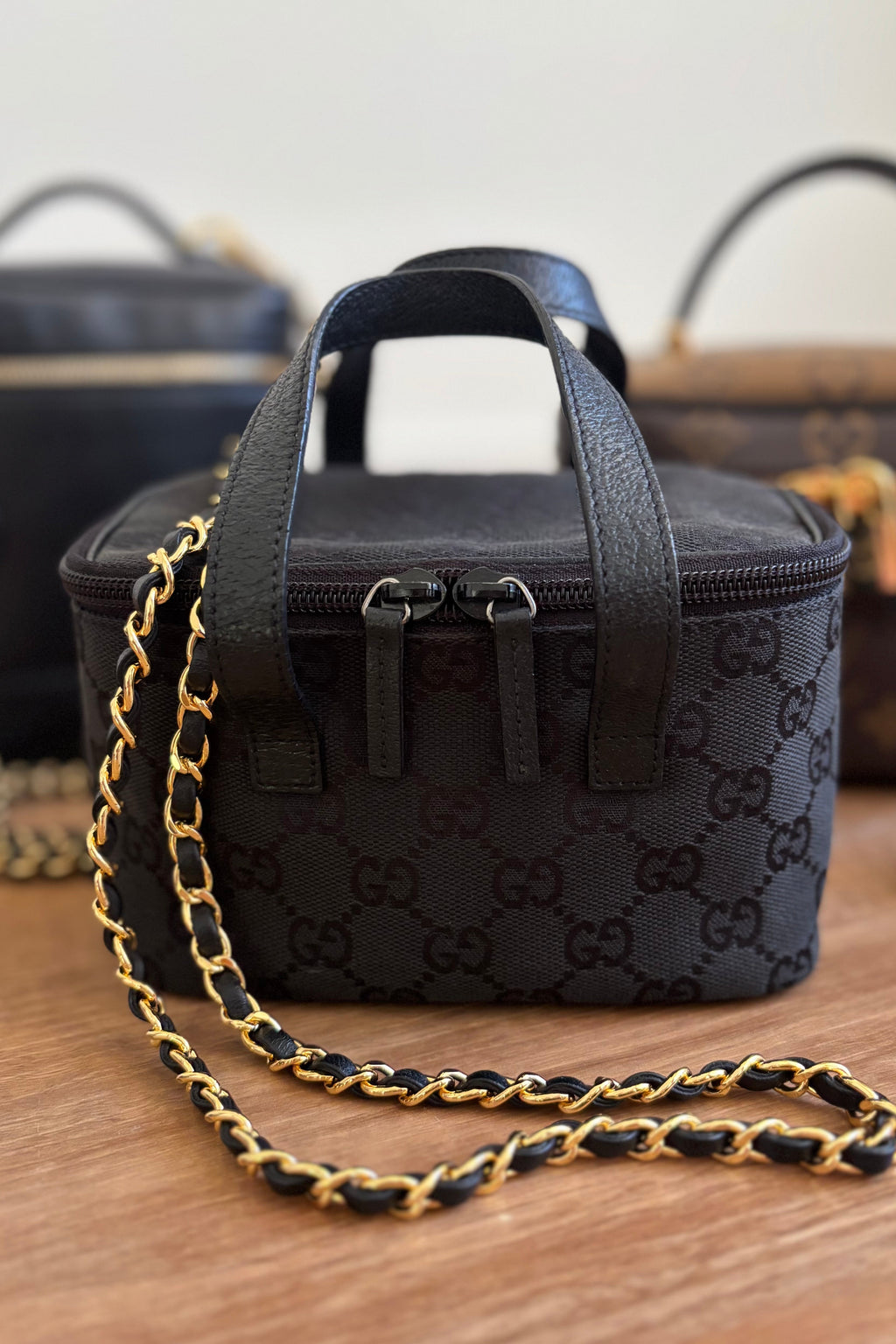 Authentic Black Gucci Beauty Cosmetic Vanity Toiletry Bag