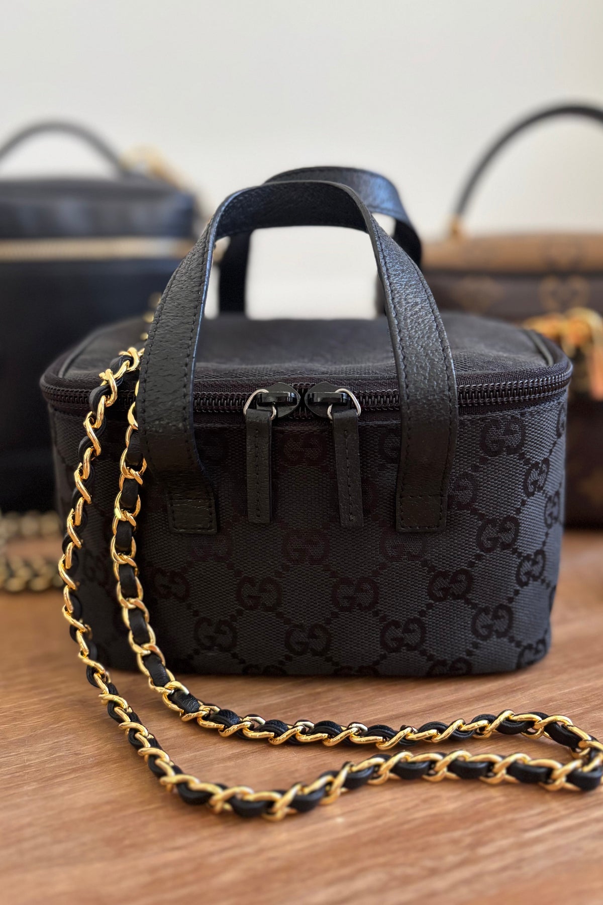 Authentic Black Gucci Beauty Cosmetic Vanity Toiletry Bag